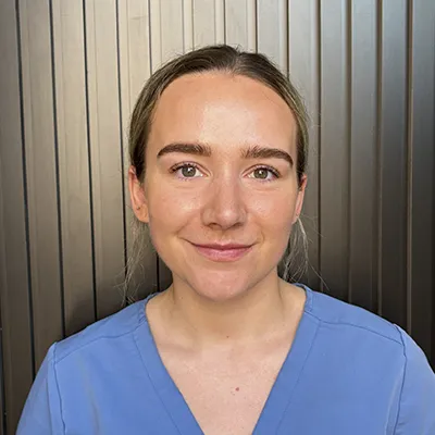 Dr Maddie Price